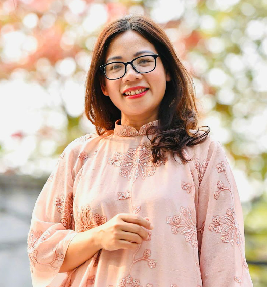 CÔ TRẦN THỊ THU HƯƠNG